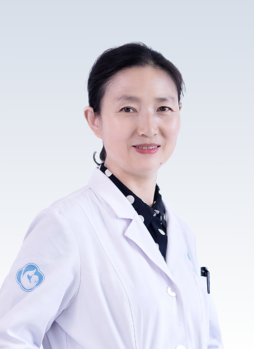 李彩霞
